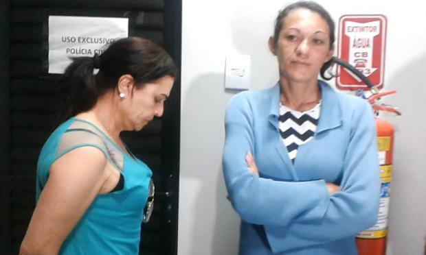 Mulheres foram presas após expedição de mandado de prisão / Foto: Reprodução/TV Jornal.