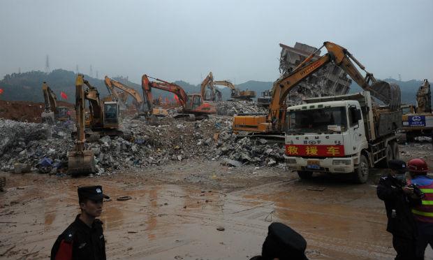 No domingo passado (20) Parque Industrial de Shenzhen foi atingido por um deslizamento / Foto: AFP