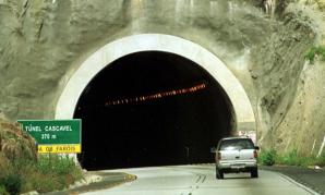 O túnel Cascavel, na subida da Serra das Russas, é um dos pontos inseguros 