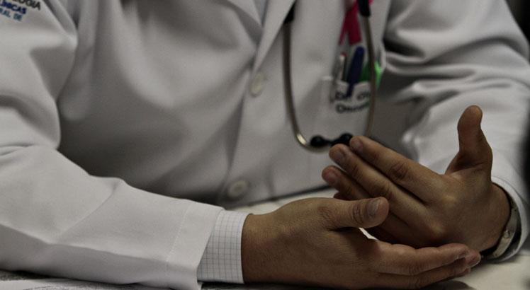 Medicina está entre as profissões mais procuradas pelos jovens. Foto: Guga Matos/ Acervo JC Imagem 