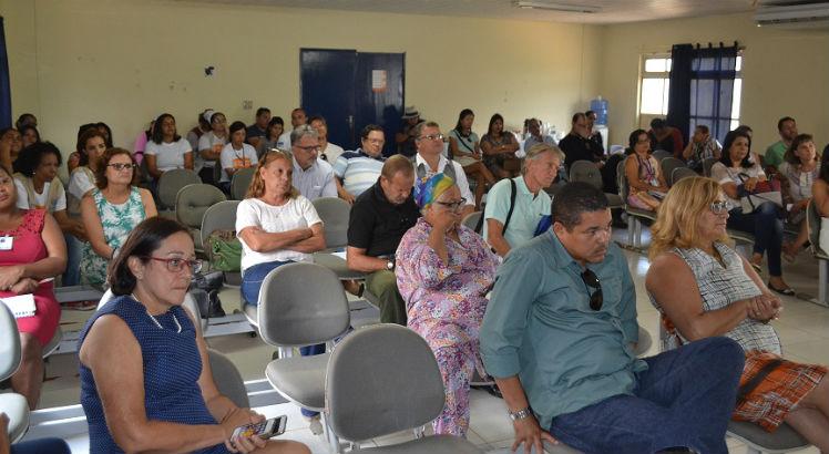 Imagem de audiência pública sobre criação de Casa do Parto em Fernando de Noronha (Foto: Eloíde Araújo / Divulgação)