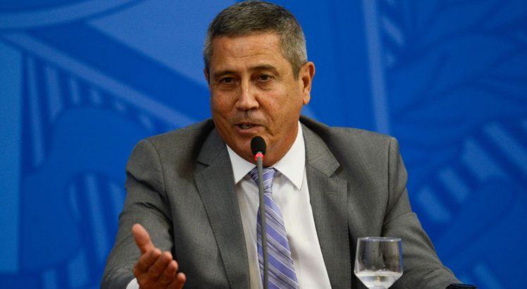 Braga Netto prega união contra 'iniciativas de desestabilização' institucional