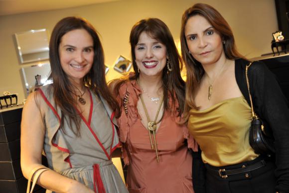 LANÇAMENTO | Paulinha Amorim, Isabela Salles e Valdejane Moraes