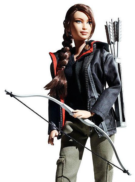 BARBIE | A protagonista de Jogos Vorazes vira a Barbie Katniss
