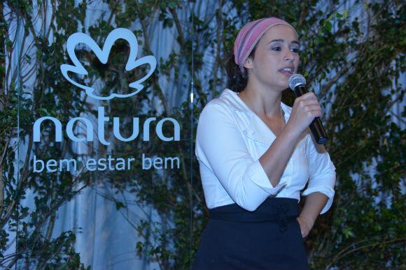 Chef Bel Coelho comandou a apresentação do projeto da Natura no Recife. Foto: Lulu Pinheiro/divulgação