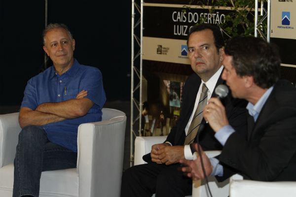 COLETIVA Marcelo Ferraz, Rogério Leão e Felipe Chaves apresentaram as novidades do projeto arquitetônico (Fotos: Dayvison Nunes/JC Imagem)