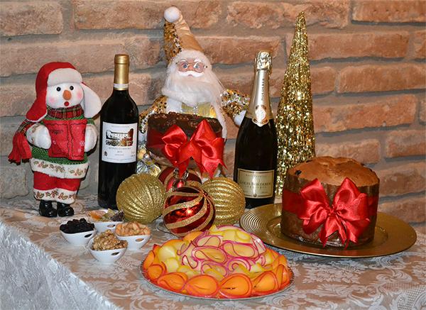 A Casa dos Frios aposta na tradicional cesta de Natal que inclui produtos importados e de fabricação própria, como o panetone (Foto: Divulgação)