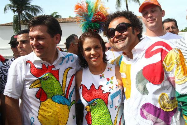 O prefeito do Recife Geraldo Júlio, a primeira-dama Cristina Mello e Maestro Forró. 