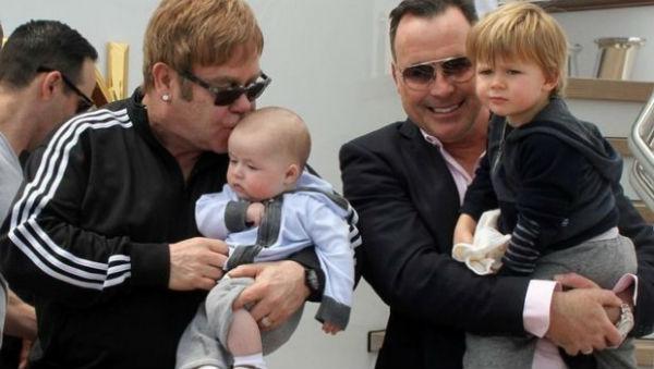 Elton John promove boicote à Doce &amp; Gabbana