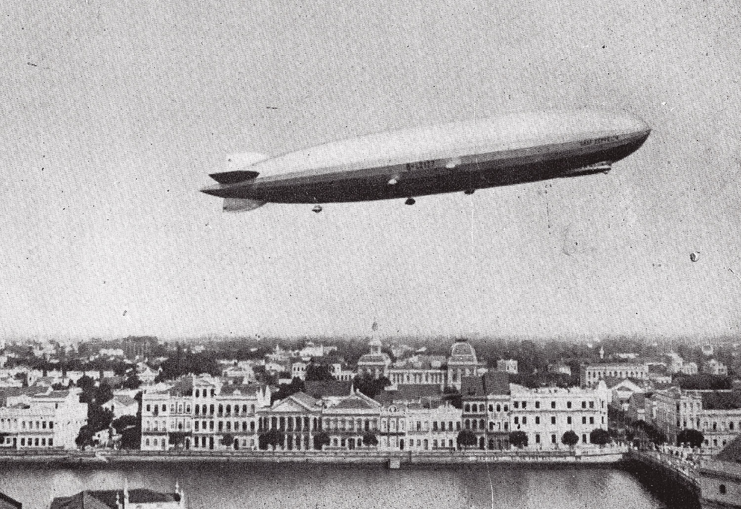 História: sexta-feira completam 85 anos da 1ª viagem do Zeppelin ao Recife