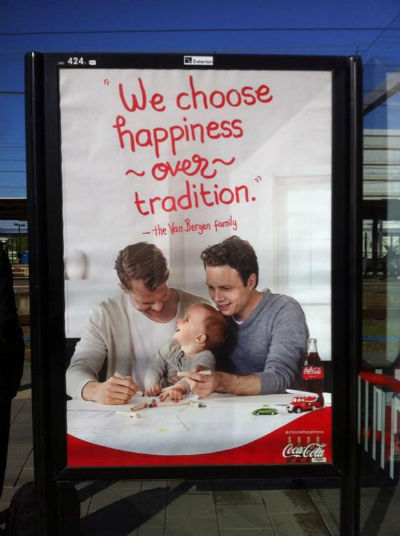 campanha-coca-cola-casal-bebe-cartaz