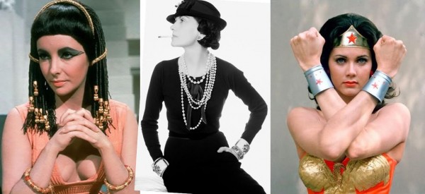 Cleópatra (Sophia Loren), Coco Chanel e a Mulher Maravilha com suas pulseiras cuff
