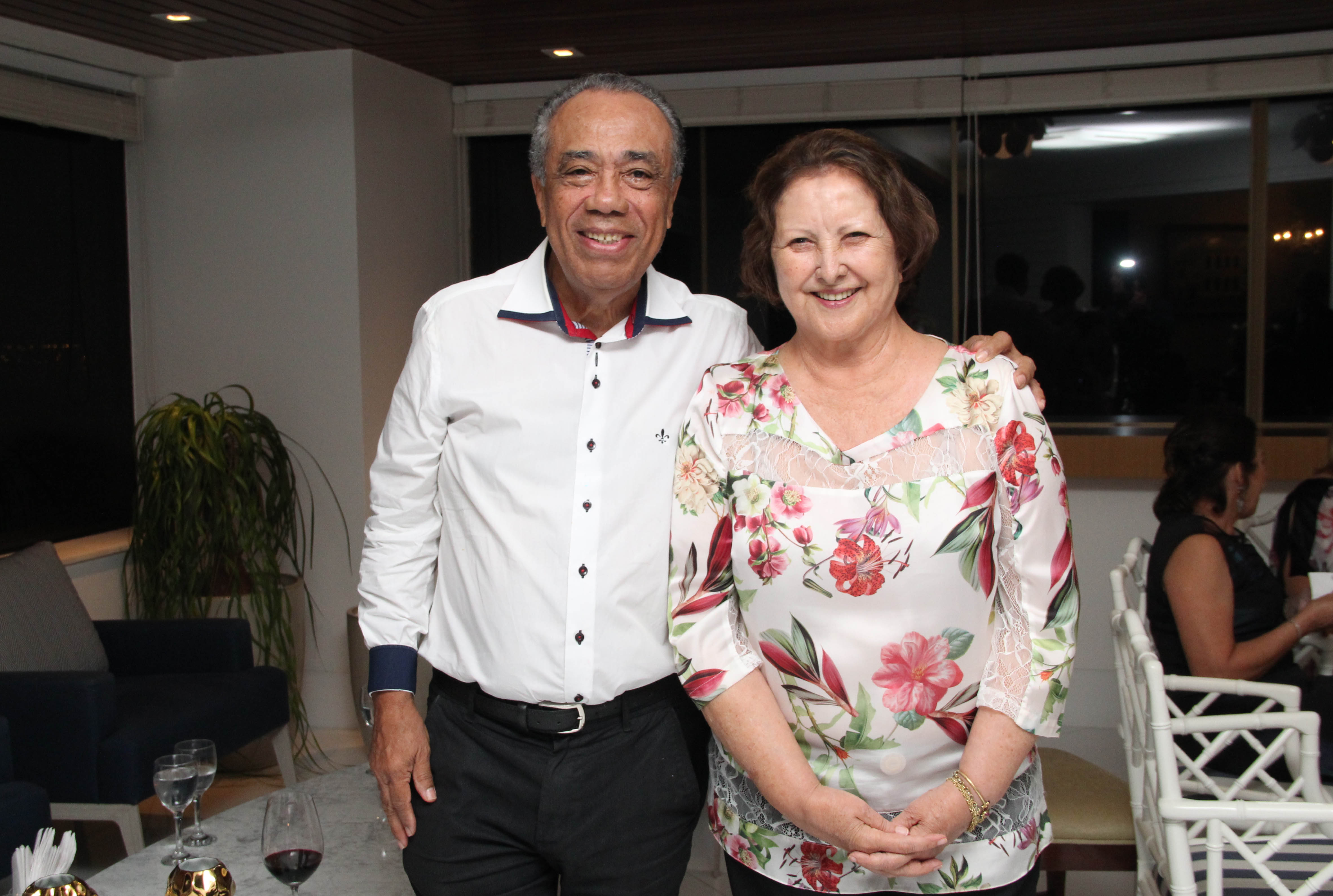 O prefeito de Aracaju, João Alves, e a mulher, a senadora Maria