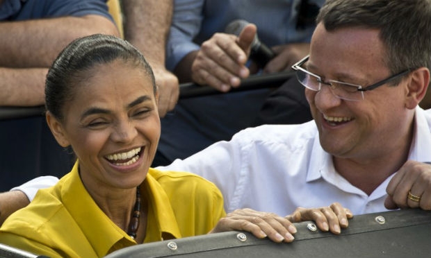 "Que cada um ganhe mais um voto para que a onda verde e amarela tome conta do Brasil", diz Marina / Foto: AFP