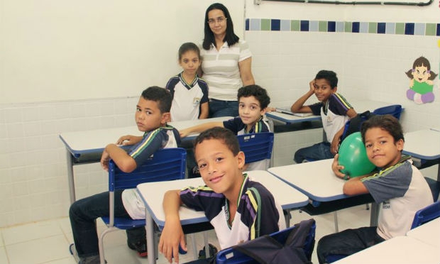 Serão beneficiados os professores que alcançarem um mínimo de 80% na avaliação de desempenho e frequência de, no mínimo, 90% / Foto: Marcelo Ferreira/PMJG/Arquivo