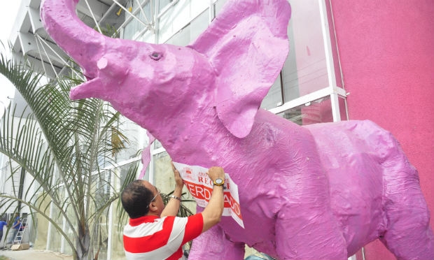 Pink Elephant apresentou irregularidades com uma das escadas da saída de emergência / Foto: Carlos Augusto/PCR