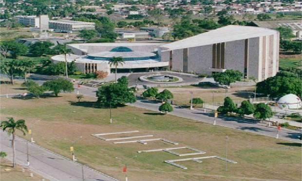 UFPE suspendeu as atividades nos três turnos no Campus Recife da instituição / Foto: Reprodução/JC Imagem