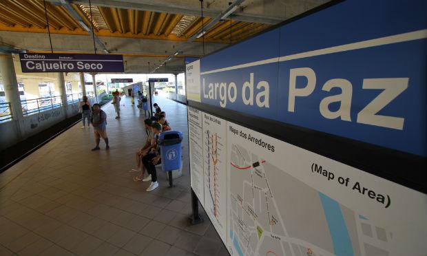 Largo da Paz é tida como uma das estações mais perigosas / Foto: Guga Matos/JC Imagem