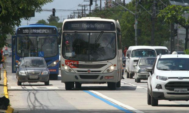 Alterações atingem 42 linhas de ônibus  / Foto: Diego Nigro/Arquivo JC Imagem