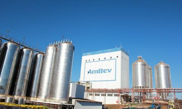 O desempenho da Ambev no 1º trimestre foi afetado por queda no volume e na receita total da venda de cerveja no Brasil / Foto: Divulgação