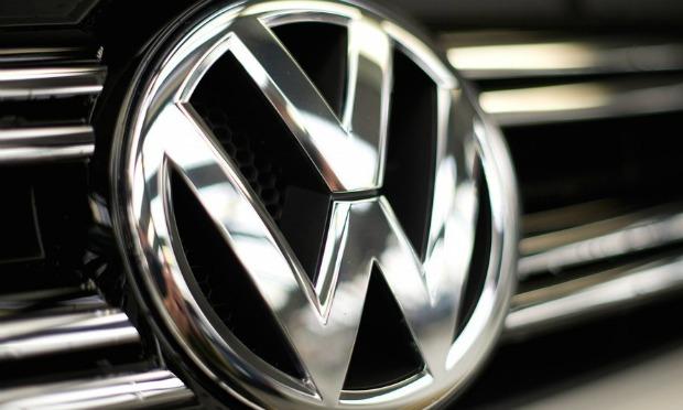 Abalada pelo escândalo de manipulação de emissões de poluentes, a Volkswagen anunciou um lucro líquido em baixa de 20,1% no primeiro trimestre / Foto: Divulgação