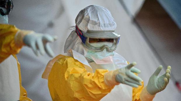 Segundo a agência das Nações Unidas, durante o último surto da doença no país, foram registrados sete casos confirmados e três prováveis de ebola, no período de 17 de março a 6 de abril / Foto: AFP