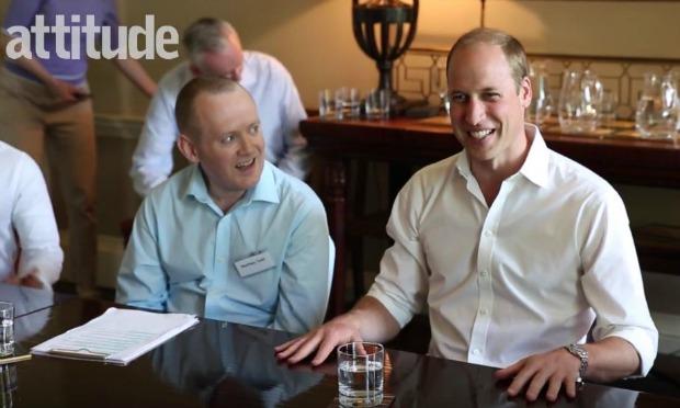 O príncipe William tornou-se o primeiro membro da família real britânica a aparecer na capa de uma revista gay, Attitude, a mais popular do gênero no Reino Unido / Foto: Attitude