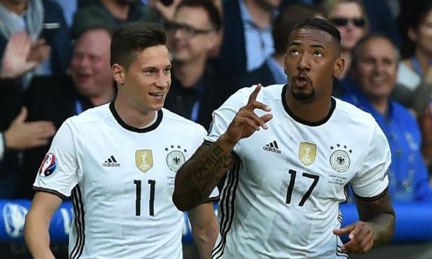 Em um só jogo, a Alemanha repetiu o desempenho somado de toda a primeira fase. / Foto: AFP.