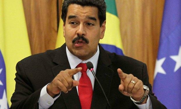 Maduro anunciou que os portos marítimos do país passarão a ser controlados pelo exército dentro do plano de combate à crise econômica / Foto: AFP