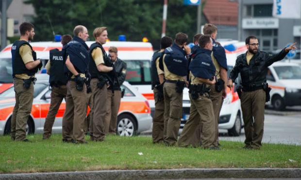 O autor do tiroteio de Munique (sul da Alemanha) é um jovem alemão de origem iraniana de 18 anos / Foto: AFP