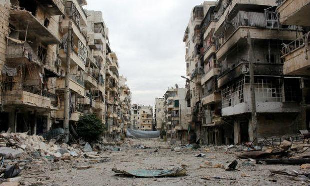 Edifício em Aleppo abrigava soldados e combatentes pró-regime / Foto: AFP