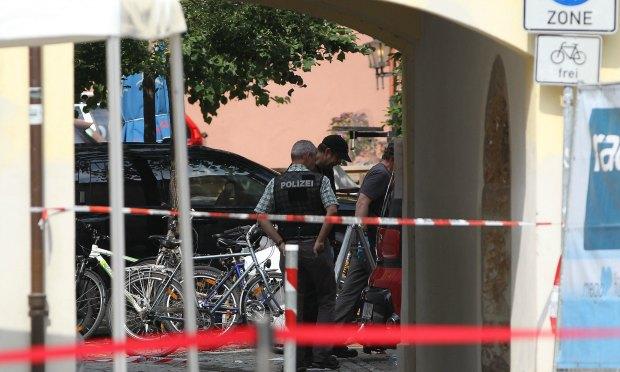 A explosão aconteceu nesse domingo, ferindo 12 pessoas, no que parece ter sido o primeiro caso de ataque suicida na Alemanha em vários anos / Foto: AFP