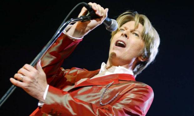 O álbum também inclui um cover de Bowie, "Warszawa", uma canção melancólica do período em que viveu em Berlim no final dos anos 1970. / Foto: AFP