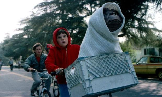 E.T. - O Extraterrestre (1982) é um dos filmes utilizados como inspiração em Stranger Things / Foto: Reprodução