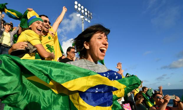 O público brasileiro torce para qualquer um que enfrente atletas Argentina, e vice-versa. / Foto: AFP.