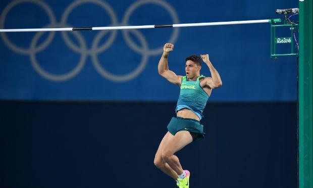 Thiago Braz estabeleceu o novo recorde olímpico. / Foto: AFP.