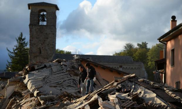 Mais de 30 pessoas morreram após terremoto / Foto: AFP