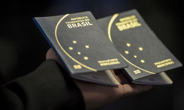 Em 2016, foram recebidas 40% a mais de declarações de saída definitiva do País / Foto: Marcelo Camargo/ Agência Brasil