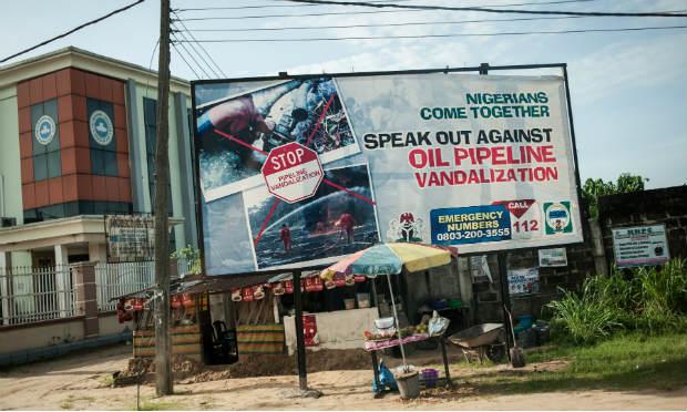 A paz no sul petroleiro da Nigéria ainda parece distante, dada a existência de vários outros grupos armados, que se negam a dialogar. / Foto: Stefan Heunis / AFP