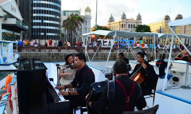 A Orquestra Perfil vai navegar pelas canções de Alceu Valença e Chico Science em passeio pelo Catamaran / Foto: Divulgação