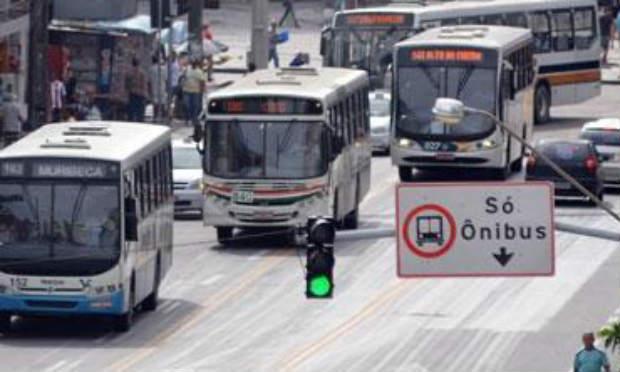Ranking mostra avenidas com mais linhas de ônibus no Recife / Foto:Alexandre Gondim/JC Imagem