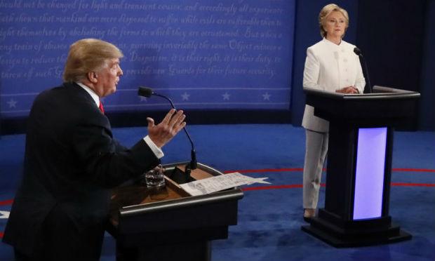 Último debate presidencial antes das eleições foi marcado por tensão / Foto:AFP