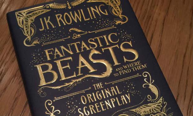 Escritora J.K. Rowling anunciou, através de sua conta no Twitter, que o roteiro do 