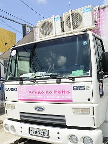 No caminhão são realizados exames preventivos desde abril de 2012